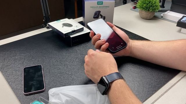 iPhone 13 mini & iPhone 13 Pro Max ESR MagSafe Compatible Cases/Chargers! (Giveaway) смотреть онлайн