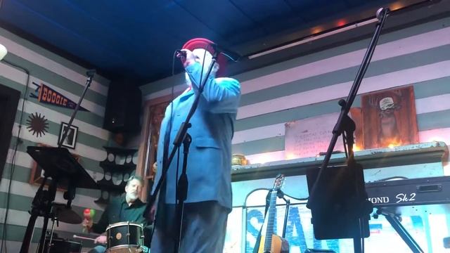 “Hangman” Shinyribs 2/20/20 смотреть онлайн