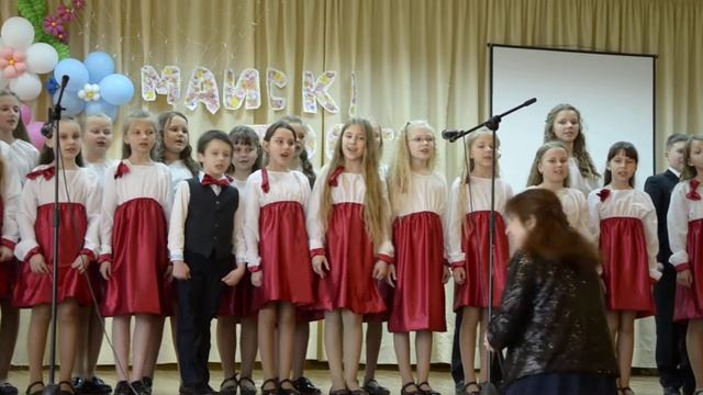 Страна детства. Хор "Фантазия" гимназии г. Фаниполя. смотреть онлайн