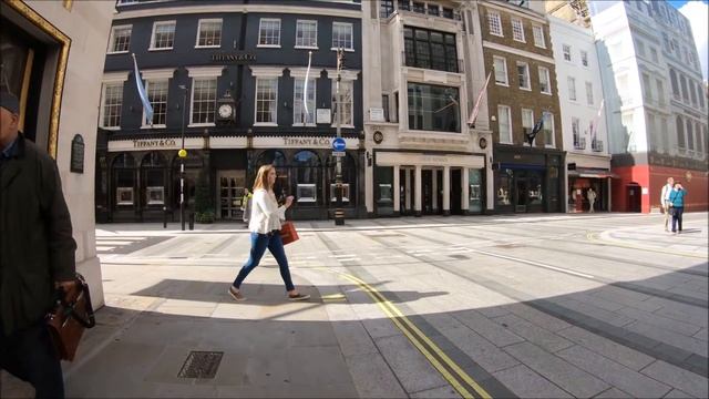 LONDON WALKING TOUR Piccadilly Circus to Green Park смотреть онлайн