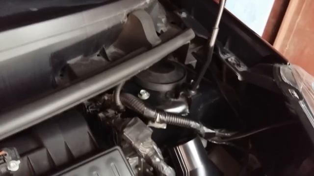 Устранение течи антифриза и установка защитных крышек на опоры стоек смотреть онлайн