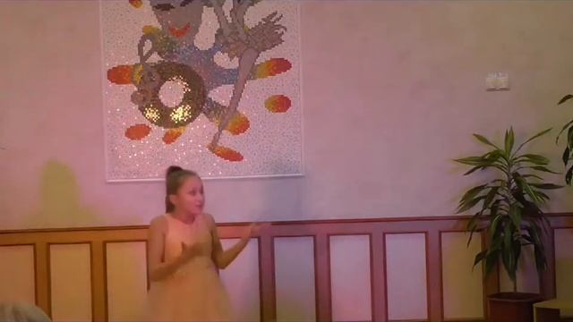 РОМАСЬКО АРИНА Е БЛАГИНИНА ПОСИДИМ В ТИШИНЕ смотреть онлайн