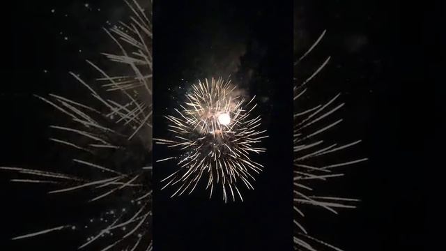 Салют . День города. Казань. 30 августа смотреть онлайн