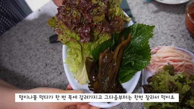 ENG)vlog?오랜만에 뿌링클 먹고 말차마들렌 만드는 홈베이킹중독자 | 바질크림파스타, 새우볼, 삼겹살, 항정살, 비빔국수, 불닭볶음면 | 자취요리 смотреть онлайн