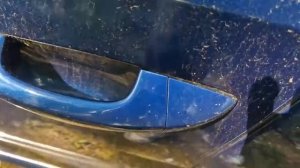 Как быстро открыть машину если сел аккумулятор или ключ?