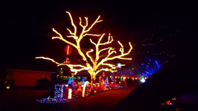 ? АМЕРИКА ? УКРАШЕНИЕ ДОМОВ перед НОВЫМ ГОДОМ декабрь 2017 смотреть онлайн