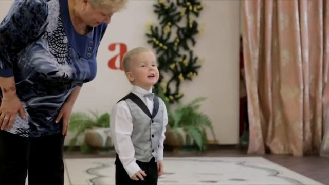 Вася читает стишок смотреть онлайн