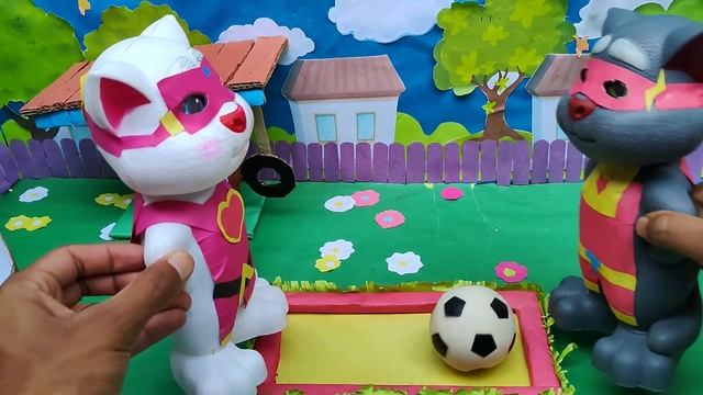 R.I.P Raccoon Boss~ Making Tom Hero's House by Cardboard and Toys. Talking Tom Hero Dash. Jui DIY смотреть онлайн