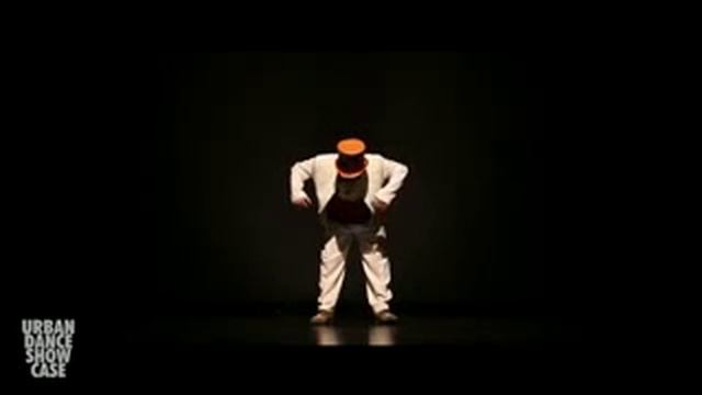 Танец как робот смотреть онлайн