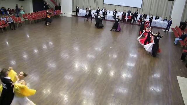 Медленный вальс (Взрослые + Молодежь D класс) 17.11.2018 Рейтинг-турнир Санкт-Петербурга (7 тур) смотреть онлайн