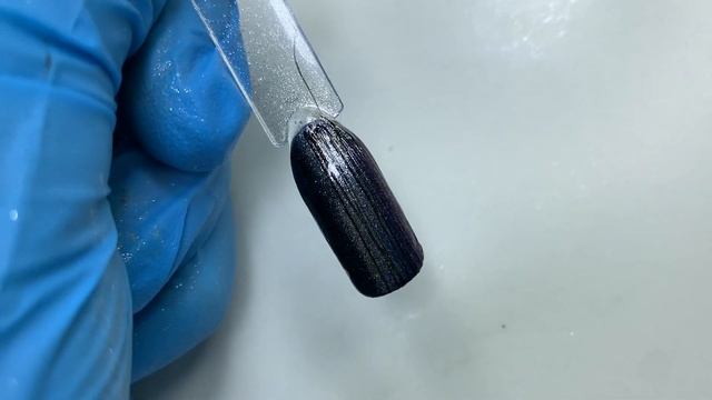 Красивый маникюр. Вертикальная и горизонтальная паутинка