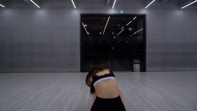 Crush – Give It to Me dance choreography Gyuri смотреть онлайн