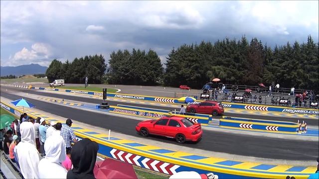 Sentra SE-R Spec V VS Mazda Speed 3 смотреть онлайн