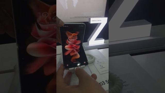 My New Phone in shop HS mumtazuddin смотреть онлайн