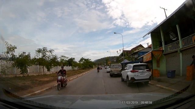 Luang Prabang International Airport смотреть онлайн