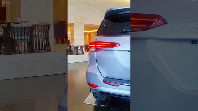 [UCAR] Toyota Fortuner 2022 máy dầu 1 cầu смотреть онлайн