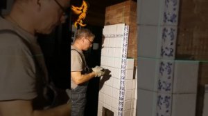 Отделка печи изразцами под Гжель