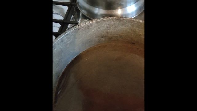 Суп куриный, мужской. Когда супруги нет дома. Сам себя накорми. Рецепт куриного супа. смотреть онлайн