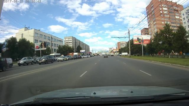 2017.08.11. Челябинск, поездка улица Ворошилова - улица Куйбышева и обратно, улица Кфрасного Урала смотреть онлайн