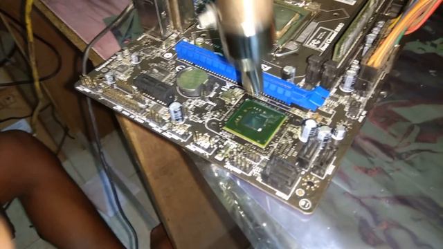 msi h61m-p20 (g3) desktop motherboard stuck pre-bios #this is Net a bios issue смотреть онлайн