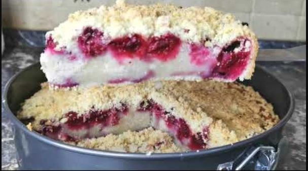 БЫСТРЫЙ пирог с вишней. Вишневый пирог который тает во рту! Просто и очень вкусно! смотреть онлайн