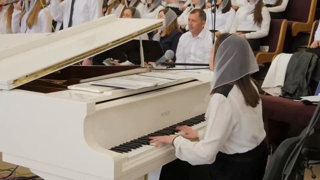 Много лет говорят о чуде из чудес. "Пасхальне Служіння 2017 (нове поколіня | new generation)" смотреть онлайн