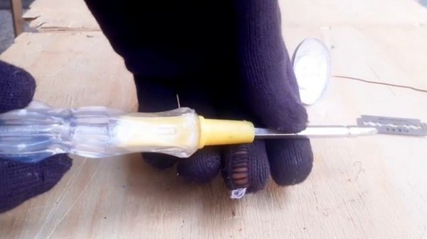 How to make a DIY TV Antenna From Old SIM Card at Home