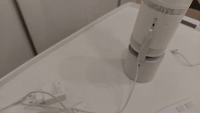 Samsung Freestyle 2 Первое впечатление от проектора Samsung Freestyle 2 смотреть онлайн