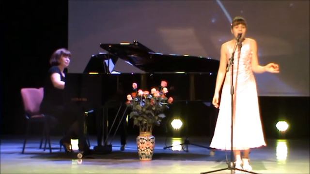 Рита Ефимова - "Приди, о май", "В низенькой светёлке" смотреть онлайн