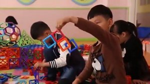 Магнитный конструктор для детей
