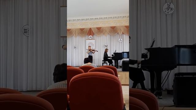 Эмиль Шохтинг Концертино в G-dur (Шкондин Макар 2 класс) смотреть онлайн