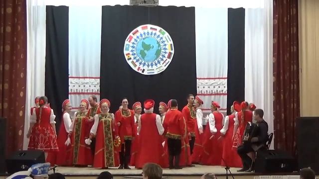 Народный коллектив Ансамбль песни и танца «Вдоль по улице…» смотреть онлайн