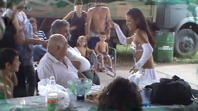 01-DANZA ARABE-ARACELI BOGADO-05-03 DE 2012.mpg смотреть онлайн