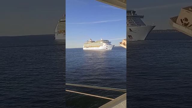 royal carribean sail away from estonia смотреть онлайн
