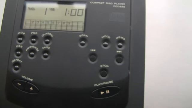 Marantz PCD520 Portable CD Player смотреть онлайн