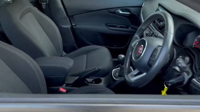 Fiat Tipo 1.4 MPI Easy 5dr смотреть онлайн