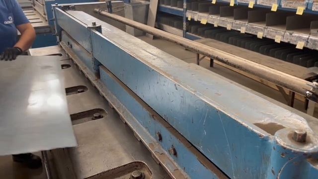 PRECIZIA SIBIU FG 320 - 2000 Mechanical guillotine shear смотреть онлайн