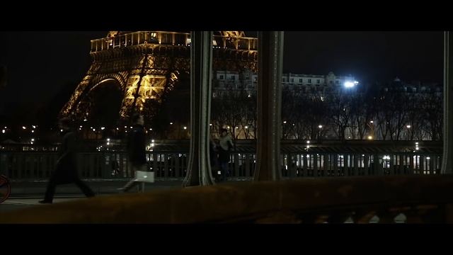 EIFFEL TOWER AT NIGHT, Paris France (Eiffel Tower sparkling & twinkling at night in Paris) смотреть онлайн
