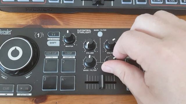 Quick n Dirty: DJ2GO2 vs DJ Control Starlight with VDJ8.3/2018 смотреть онлайн