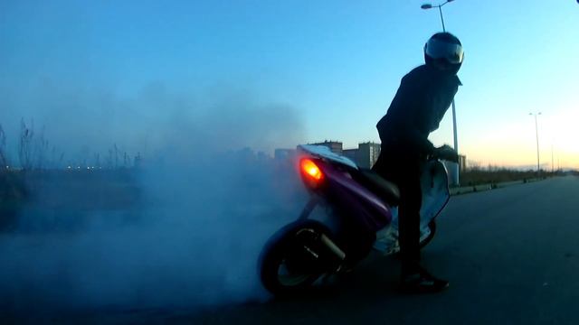 #Keeway Ry8 #Burnout #FZM