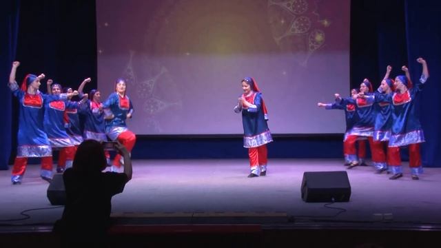 Ансамбль Кавказского народного танца Родник - Дагистанский танец смотреть онлайн