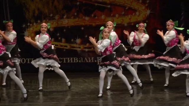 Чардаш смотреть онлайн