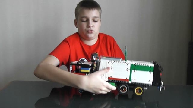 Мусоровоз - самоделка из лего техник смотреть онлайн
