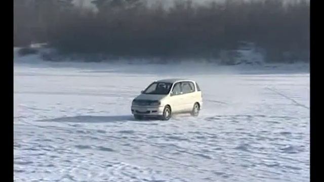 РЕКИ ТОНКИЙ ЛЕД смотреть онлайн