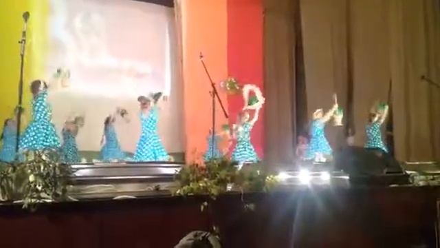 Хореографический коллектив "Карамельки" - "ЯГОДА МАЛИНА" смотреть онлайн