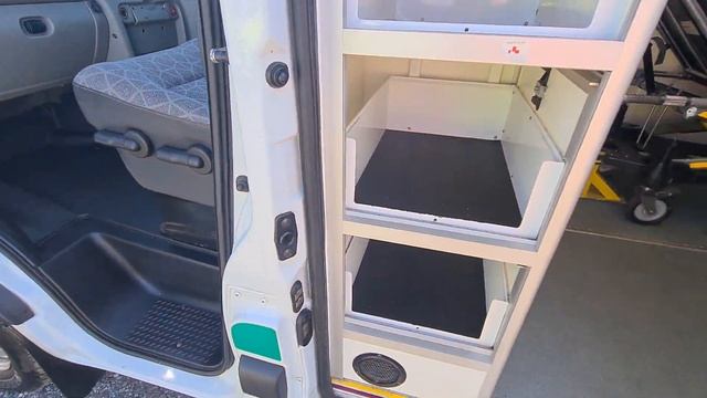 2007 07 RENAULT MASTER 2.5 DCI LWB, AMBULANCE PTS смотреть онлайн