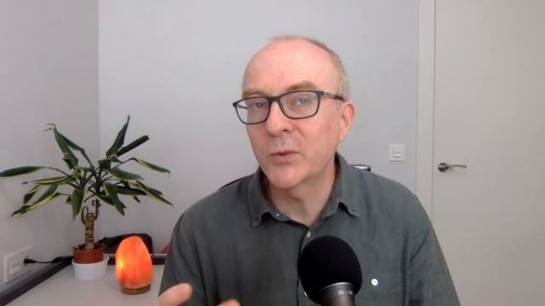 Smart ways to use the PRESENT SIMPLE and CONTINUOUS in IELTS Speaking | Keith's Grammar Guides