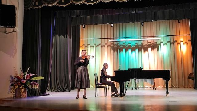 Отчетный концерт струнного отделения Царскосельской гимназии искусств им Ахматовой. 23 марта 2023. смотреть онлайн