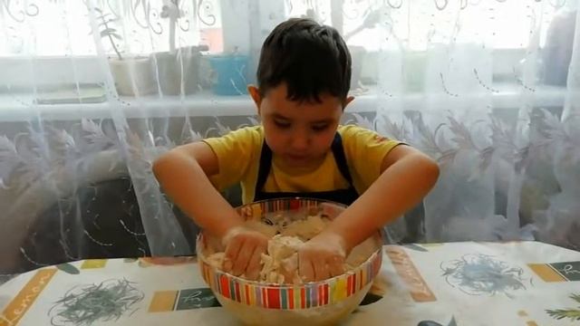 Дрожжевое тесто как ПУХ.Без ЯИЦ Идеальное , Универсальное тесто.Готовят дети. смотреть онлайн