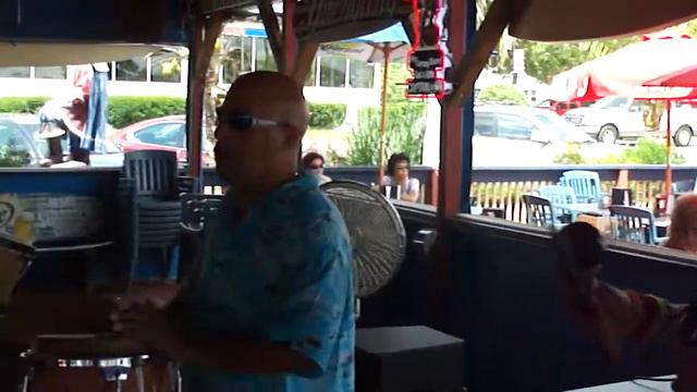 Bongo Barry & Smokey Star смотреть онлайн